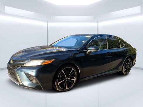 Used 2019 Toyota Camry XSE w/ Driver Assist Package FWD image 7