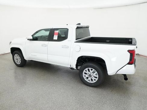 New 2026 Toyota Tacoma SR5 RWD image 7