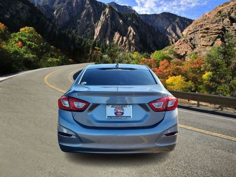 Used 2019 Chevrolet Cruze LT w/ LT Fleet Convenience Package image 4