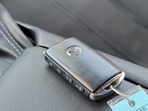 Used 2020 MAZDA MX-5 Miata Sport image 34