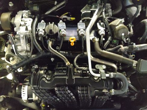 Used 2025 Nissan Altima 2.5 SV FWD image 30
