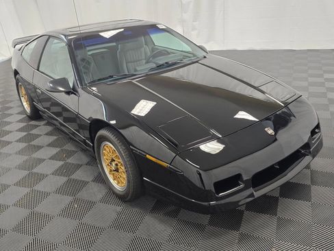 Used 1988 Pontiac Fiero GT image 11