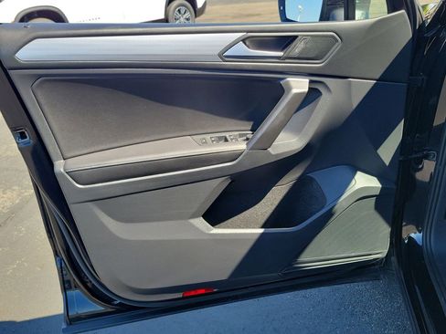 Used 2023 Volkswagen Tiguan S image 21