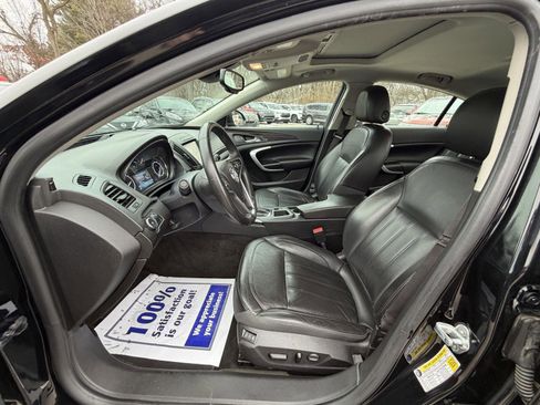 Used 2017 Buick Regal Premium w/ Driver Confidence Package #2 image 8