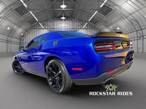 Used 2018 Dodge Challenger SXT w/ Blacktop Package RWD image 17