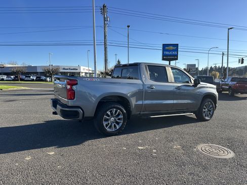 Used 2021 Chevrolet Silverado 1500 RST w/ Convenience Package II image 6