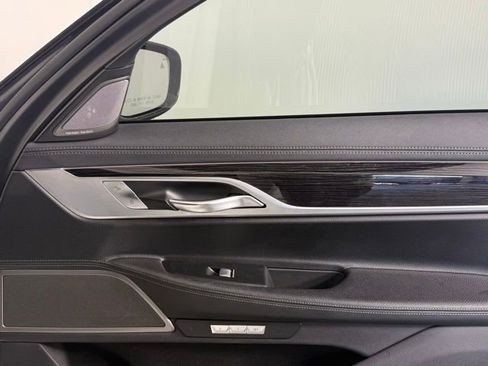 Used 2018 BMW 740i 740i image 16