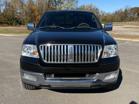 Used 2006 Lincoln Mark LT 4x4 image 5