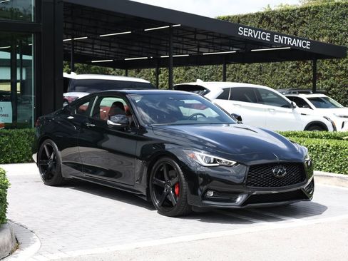 Used 2021 INFINITI Q60 Red Sport 400 w/ Cargo Package RWD image 2