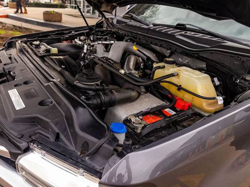 Used 2021 Ford F250 Platinum w/ FX4 Off-Road Package image 37