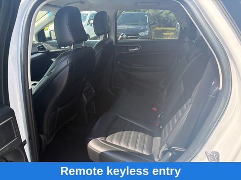 Used 2022 Ford Edge SEL AWD/4WD image 20