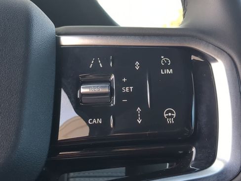 Certified 2025 Land Rover Discovery Sport Dynamic SE AWD/4WD image 26