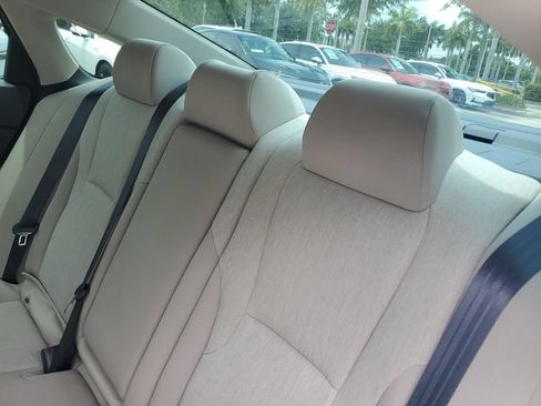 Used 2023 Honda Accord EX image 12
