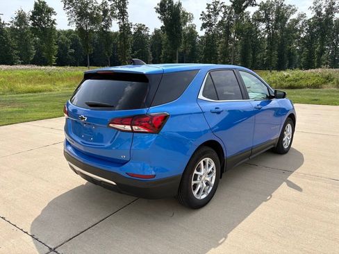Used 2024 Chevrolet Equinox LT FWD image 6