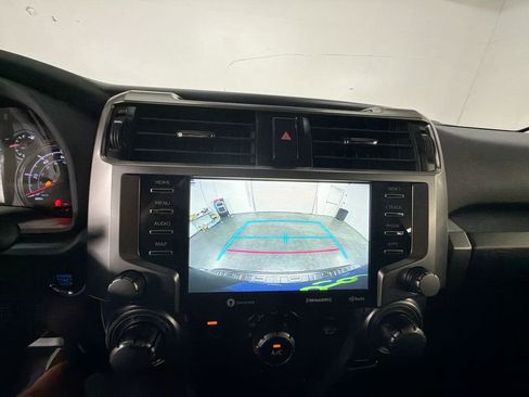 Used 2022 Toyota 4Runner SR5 Premium w/ Moonroof Package AWD/4WD image 15
