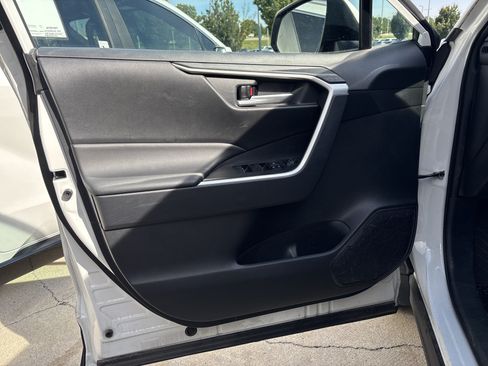 Used 2020 Toyota RAV4 XLE Premium w/ All Weather Liner Package AWD/4WD image 13
