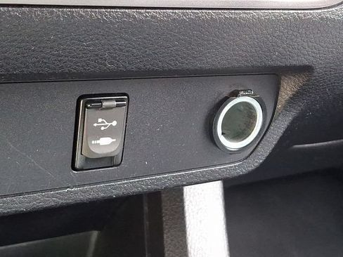 Used 2019 Toyota Tacoma SR5 RWD image 22