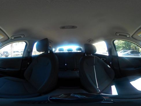 Used 2025 Kia K4 FWD image 44