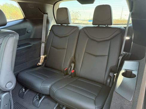 Used 2024 Cadillac XT6 Premium Luxury image 26