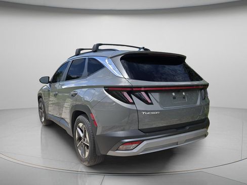 Certified 2025 Hyundai Tucson SEL FWD image 5
