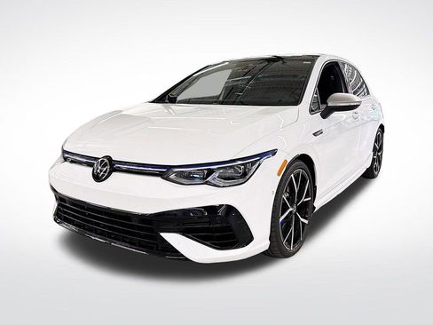 Used 2024 Volkswagen Golf R image 1