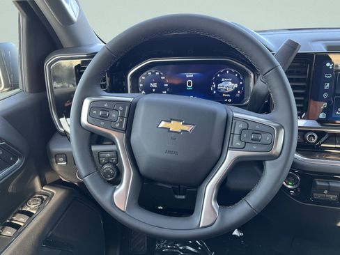 New 2026 Chevrolet Silverado 1500 LT image 23