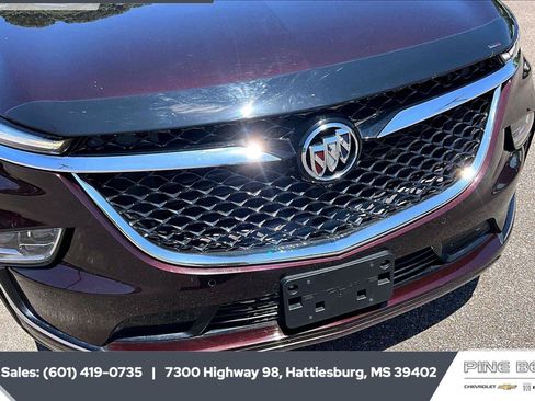 Used 2023 Buick Enclave Avenir w/ Avenir Technology Package AWD/4WD image 24
