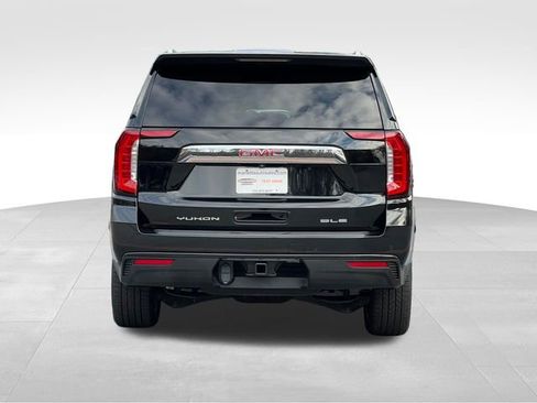 Used 2022 GMC Yukon XL SLE w/ Gmc Pro Safety Plus Package image 4