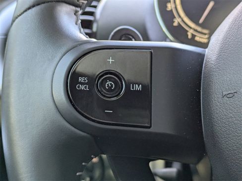 Used 2024 MINI Cooper Clubman S image 34