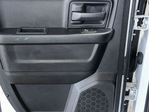 Used 2016 RAM 1500 Express AWD/4WD image 29