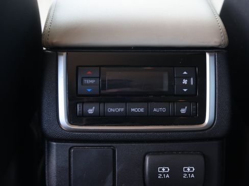 Used 2019 Subaru Ascent Limited AWD/4WD image 13