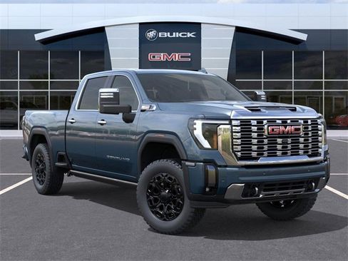 New 2026 GMC Sierra 2500 Denali w/ Denali Reserve Package image 7