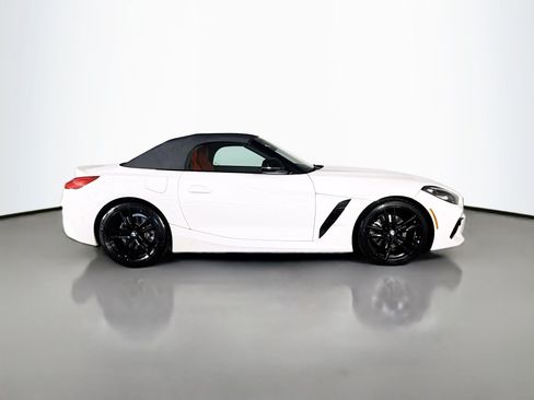 Used 2021 BMW Z4 sDrive30i w/ M Sport Package image 8