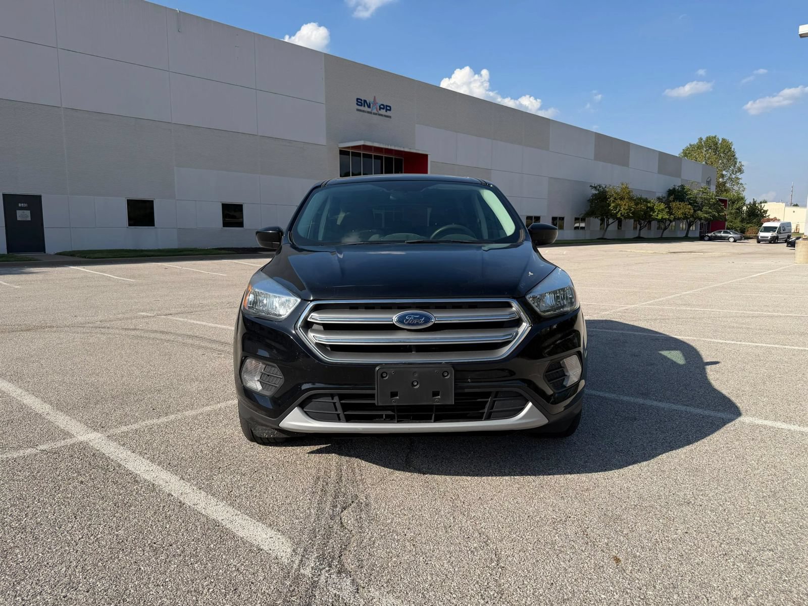 Used 2017 Ford Escape SE FWD image 3