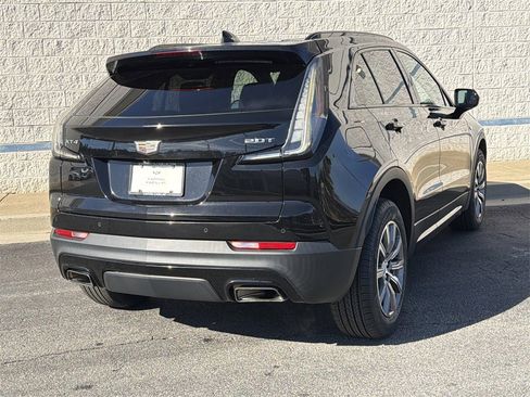 Used 2019 Cadillac XT4 Sport image 7