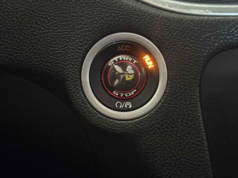 Used 2018 Dodge Charger R/T Scat Pack w/ Dynamics Package RWD image 10