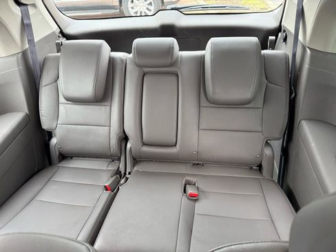 Used 2016 Honda Odyssey Touring Elite image 14