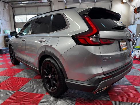 Used 2023 Honda CR-V Sport image 5