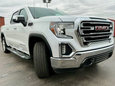 Used 2019 GMC Sierra 1500 SLT w/ SLT Premium Plus Package image 2