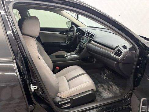 Used 2019 Honda Civic EX image 14