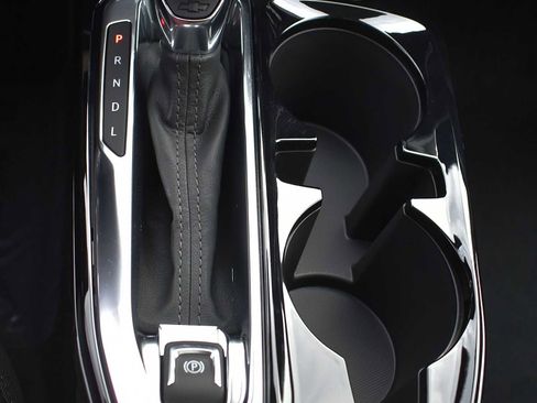 New 2026 Chevrolet Trax LT w/ Sunroof Package image 22