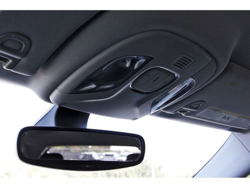 Used 2020 Jeep Compass Latitude image 24