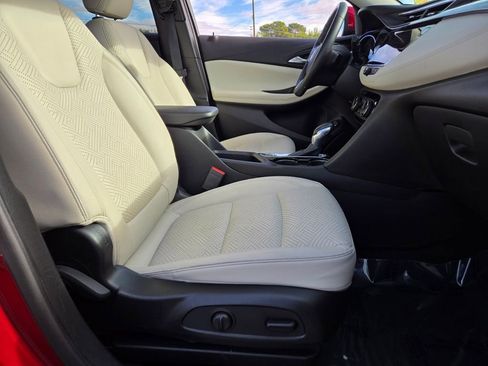 Used 2020 Buick Encore GX Essence w/ Advanced Technology Package image 16