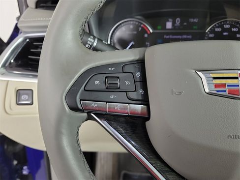 Certified 2023 Cadillac XT6 Premium Luxury image 23