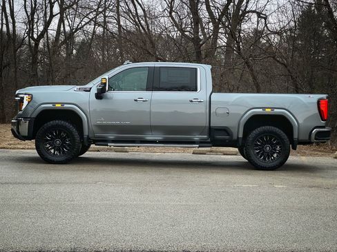 New 2026 GMC Sierra 2500 SLT w/ SLT Premium Package image 2