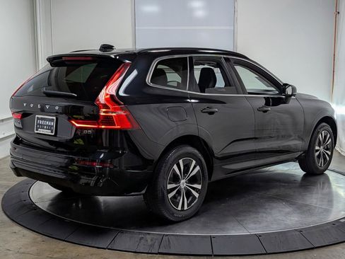 Used 2023 Volvo XC60 B5 Core w/ Climate Package AWD/4WD image 9