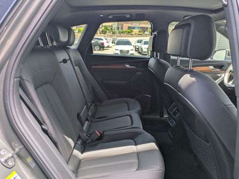 Certified 2023 Audi Q5 2.0T Premium w/ Convenience Package AWD/4WD image 27