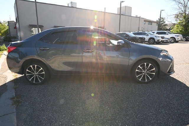 Used 2018 Toyota Corolla XSE FWD image 7