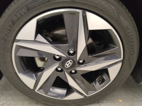 Used 2023 Hyundai Elantra SEL w/ Convenience Package FWD image 31