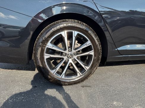 Used 2026 Volkswagen Jetta Sport FWD image 23